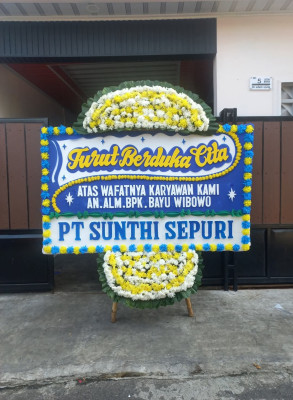 Papan Bunga Duka di Murung Pudak