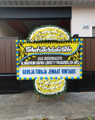 Papan Bunga Duka di Murung Pudak